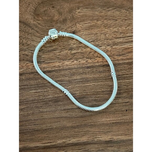 Pandora Silver Plain Bracelet new - Picture 1 of 4